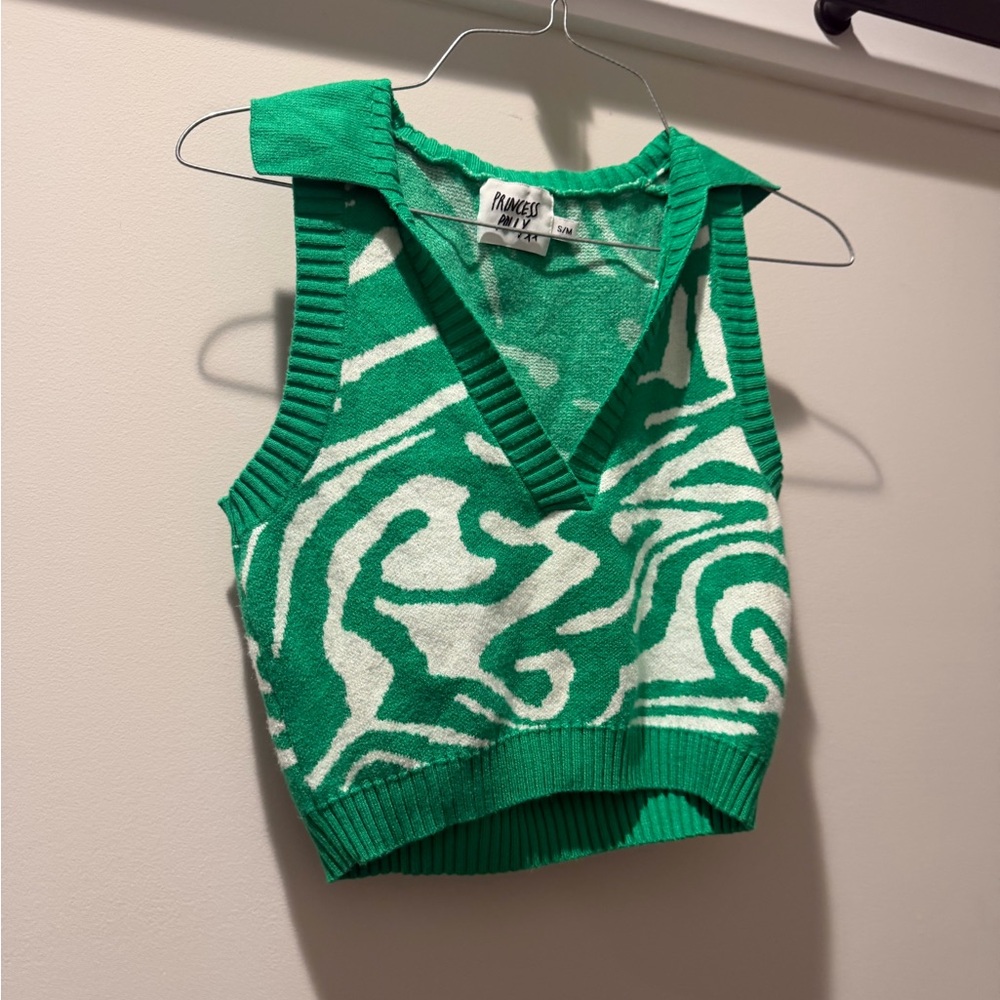 Princess Polly cropped sweater tank - Picture 4 of 10
